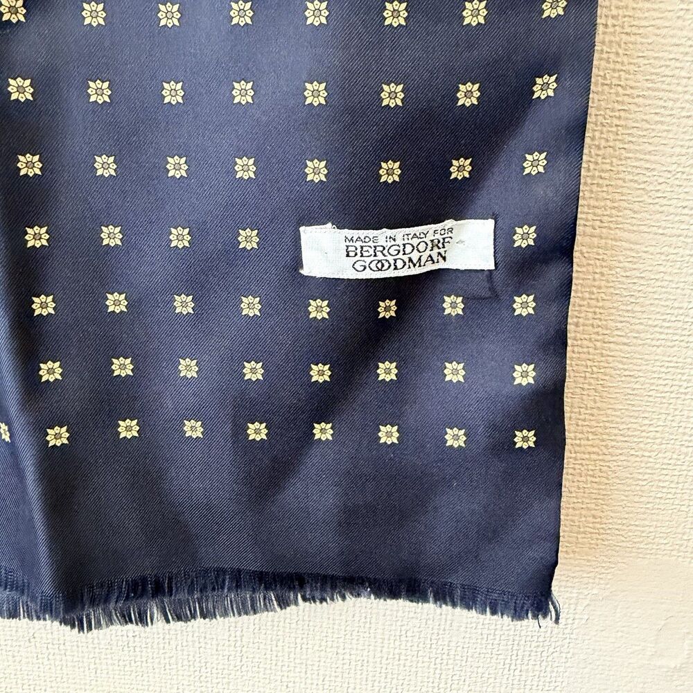 Vintage Bergdorf Goodman Italy Silk Scarf Navy Gold Reversible Double Layer Luxe - Picture 12 of 14